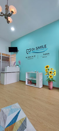 Dr. SMILE Dental Care in Medan