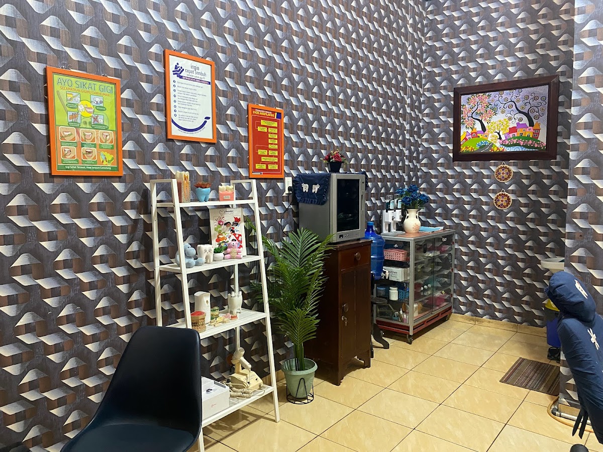 Hanara Dental Clinic - drg. Ernawati Lubis - dental clinic in Medan, Indonesia