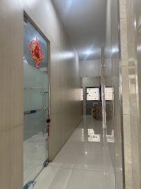 Shine Dental Care (Praktek drg. Budi , Sp.Perio, FICD)