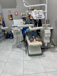 Maari Dental Care (Praktik Dokter Gigi)