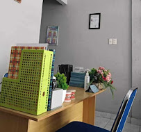 Maari Dental Care (Praktik Dokter Gigi)