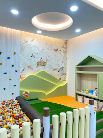 Damaralesh Dental Clinic & Friends