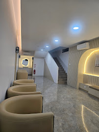 Damaralesh Dental Clinic & Friends