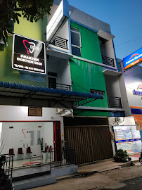 Kurnia Dental Care (KDC by drg Devilia Kurnia)