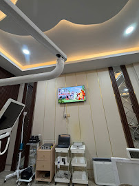 Agelsa Dental Medical Center - Dokter Gigi, Dokter Umum, Apotek