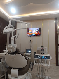 Agelsa Dental Medical Center - Dokter Gigi, Dokter Umum, Apotek