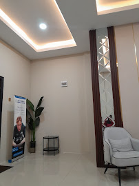 Agelsa Dental Medical Center - Dokter Gigi, Dokter Umum, Apotek