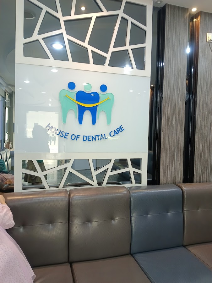 Dentist Herman - dental clinic in Batam, Indonesia