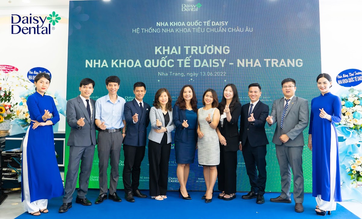DAISY International Dental Nha Trang dental team