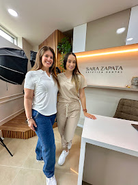Doctora Sara Zapata - Estética Dental - Porcelain Veneers - Diseños De Sonrisa - Odontología