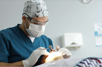 Dr. Miguel Ángel Muñoz - Salud y Estética Dental