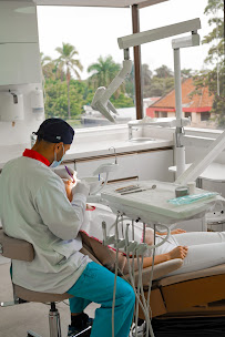 Clinica de Periodoncia e Implantologia