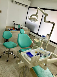 Diseño de Sonrisa | Blanqueamiento Dental | Veneers | Dental Implants
