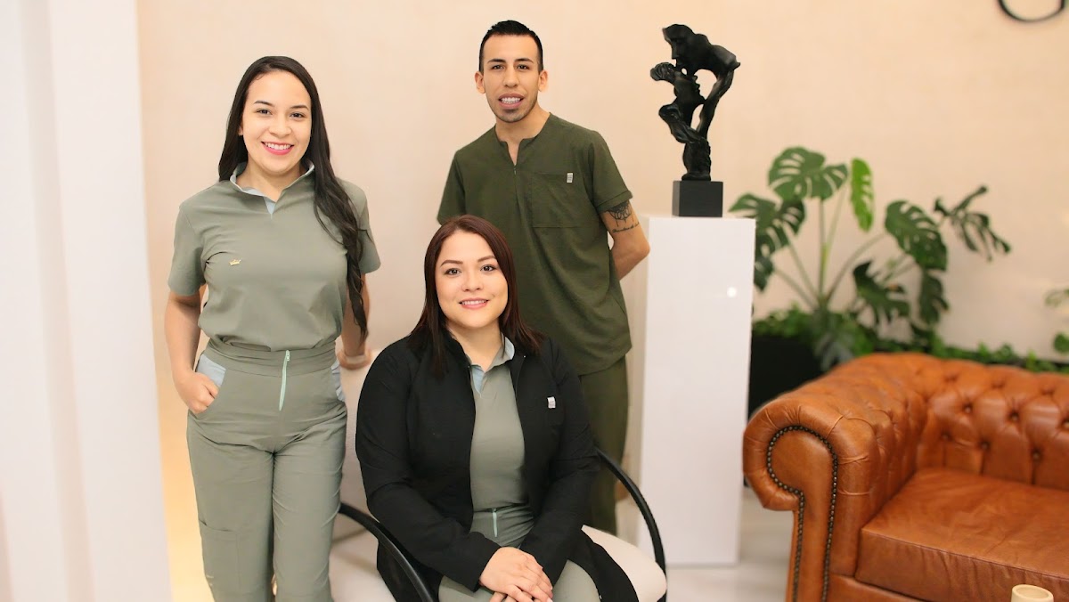 Quiroz Dental