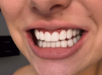 Smiles by Mario Montoya