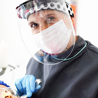 Dra. Valentina Cañas - Implantes Dentales en Cali