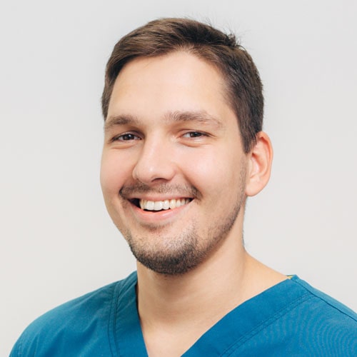 Oral Surgeon Specialist, MSc, PhD Ibrahim Adam Barrak - Implantology, oral surgery, dentoalveolar surgery