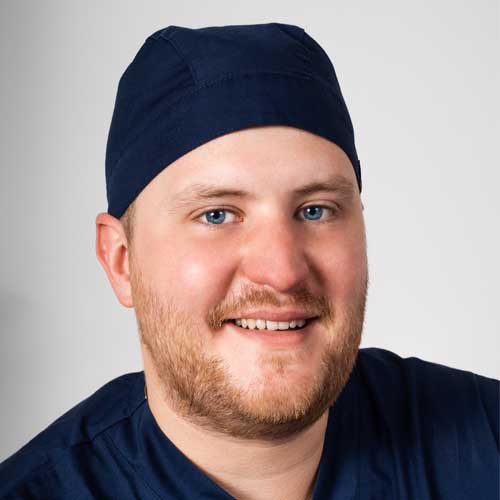 Dentist Kristof Vida - Prosthodontics, implantology