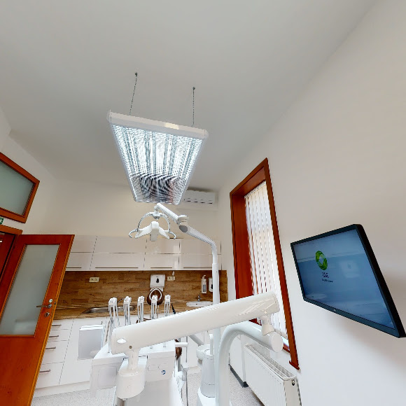Zahnarzt Ungarn - C&E Dental Sopron
