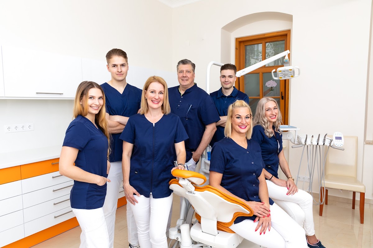 Dr. Cziner Dental Team - dental clinic in Sopron