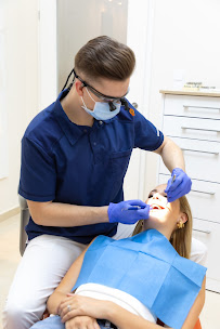 Dr. Czíner Dental Team | Zahnarzt Sopron Ungarn Zahnimplantat