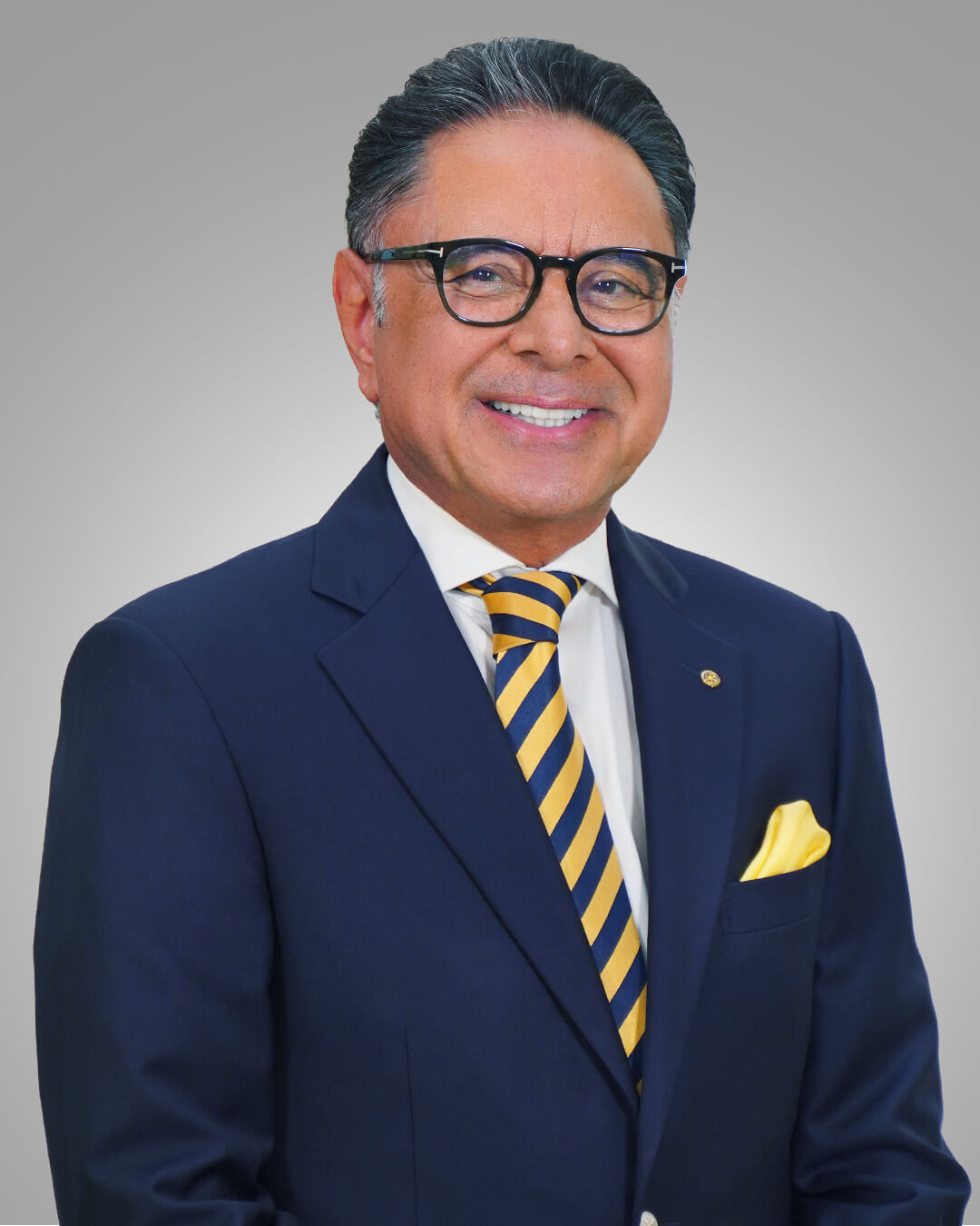 Dr. Michael Formenius