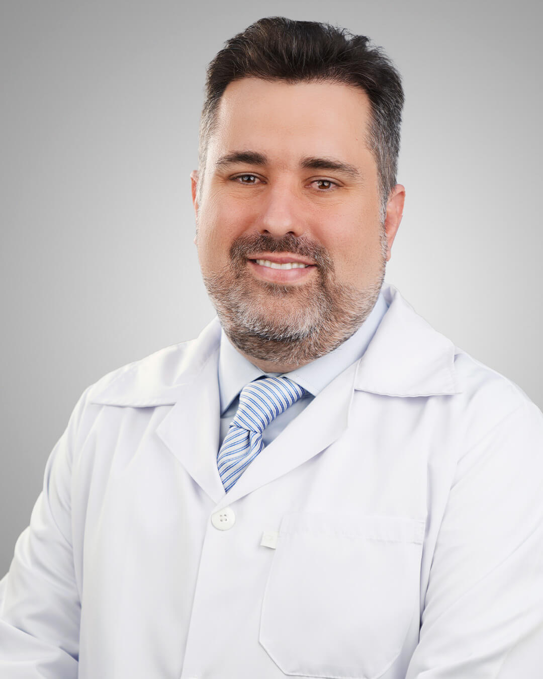 Dr. Mauricio Gomes Taborda