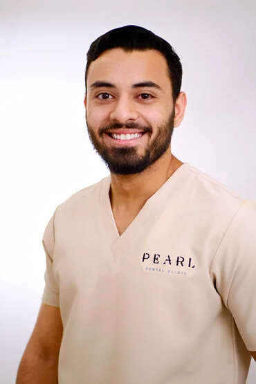 Cosmetic Dentist, Invisalign Provider Mahmood Alrayes - Cosmetic dentistry, Invisalign clear aligners