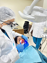 Dr. SRUTHI MS (MDS, ENDODONTIST) | ROOTS MEDICAL CENTRE, SHARJAH | ROOT CANAL TREATMENT | THE BEST GP DENTIST | طبيب أسنان