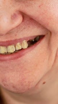 عيادة د. تغريد الطائي لطب الأسنان - Dr. Taghrid Al-Taie Dental Clinic