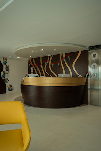 Al Bustan Advance Medical Center مركز البستان ادفانس الطبي