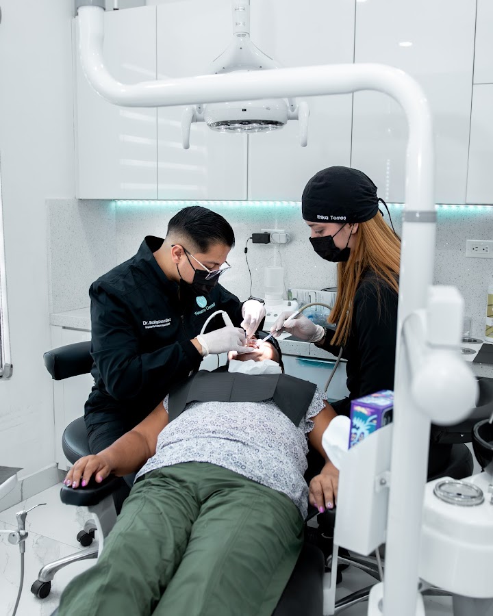 Navarro Dental