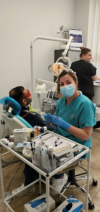 DENTAL CENTER EASY DENT