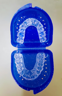 Dr Carlos Lapeira Dental Studio