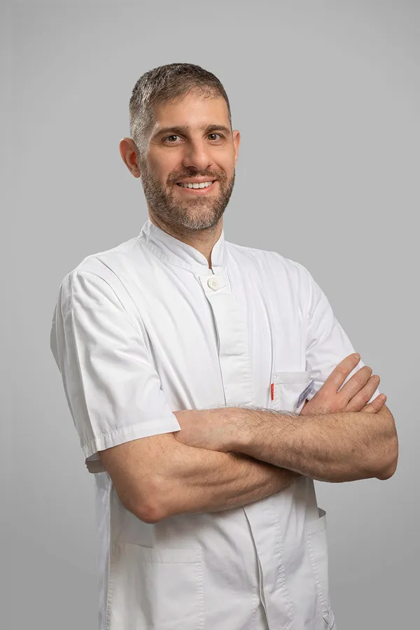 Dr. Nikola Frano Vuckovic