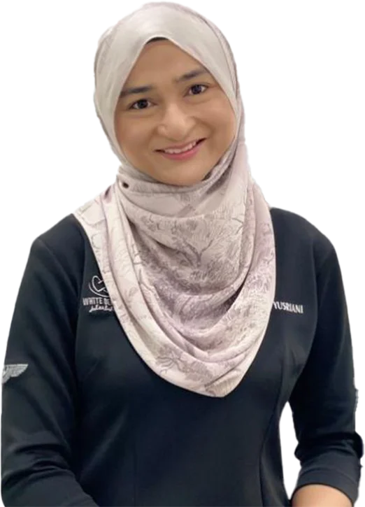 Principal Dentist Yusriani .