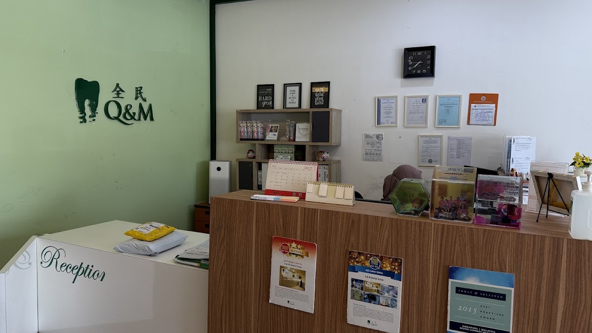 Q&M Dental Austin