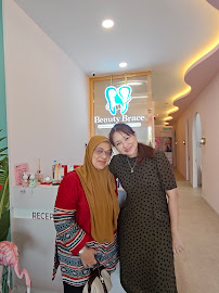 BeautyBrace Dental Clinic - Braces and Invisalign Specialist (新山牙医诊所)