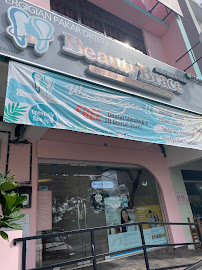 BeautyBrace Dental Clinic - Braces and Invisalign Specialist (新山牙医诊所)