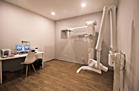 Sparkle Care Dental Clinic @ Desa Parkcity KL (1487389-X)