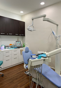 Icon Dental Kepong ( Invisalign Diamond Provider , Veneers, Implant)