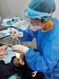 Icon Dental Kepong ( Invisalign Diamond Provider , Veneers, Implant)
