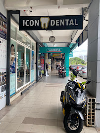 Icon Dental Kepong ( Invisalign Diamond Provider , Veneers, Implant)