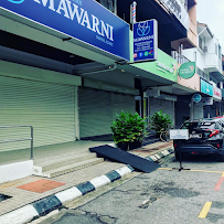 Klinik Pergigian Mawarni TTDI
