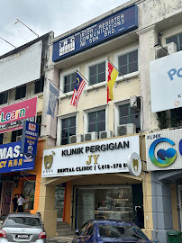 JY Dental Clinic Bandar Sri Damansara(Est. 2017)Relocated to 34-G (Invisalign, Braces, Implants)