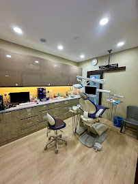 JY Dental Clinic Bandar Sri Damansara(Est. 2017)Relocated to 34-G (Invisalign, Braces, Implants)