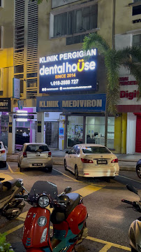Klinik Pergigian Dental House (Veneer, Implants, Aligner, Braces, Crown, Teeth Whitening, Denture, MOS & Kids Friendly)
