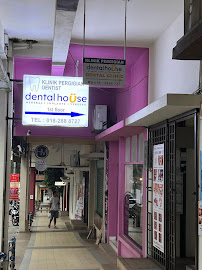 Klinik Pergigian Dental House (Veneer, Implants, Aligner, Braces, Crown, Teeth Whitening, Denture, MOS & Kids Friendly)