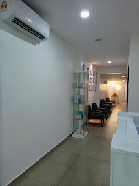 L DENTAL CLINIC