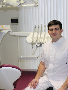 Max Dental Care in Prague